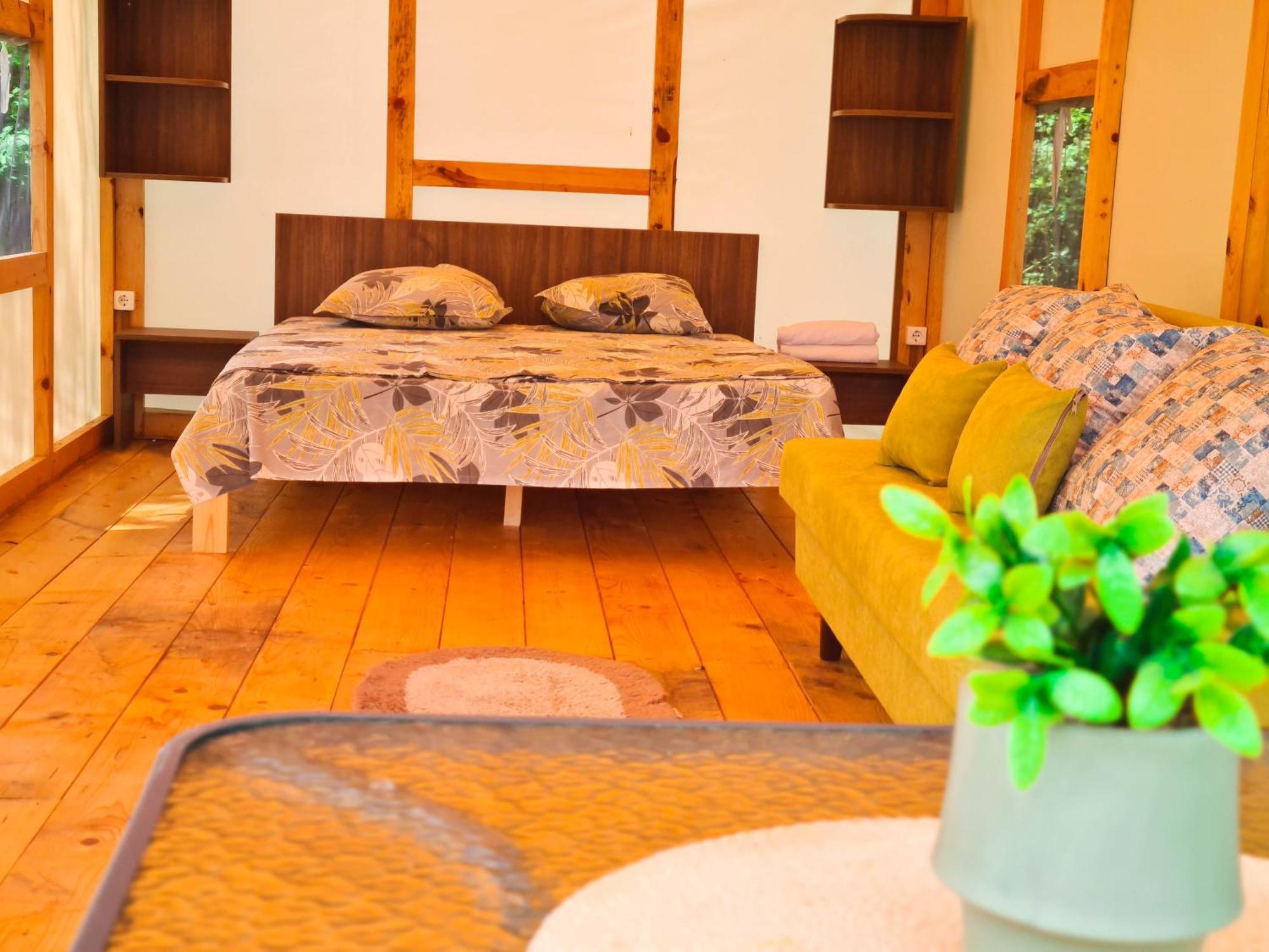 Camping Saint George Topola Buitenkant foto