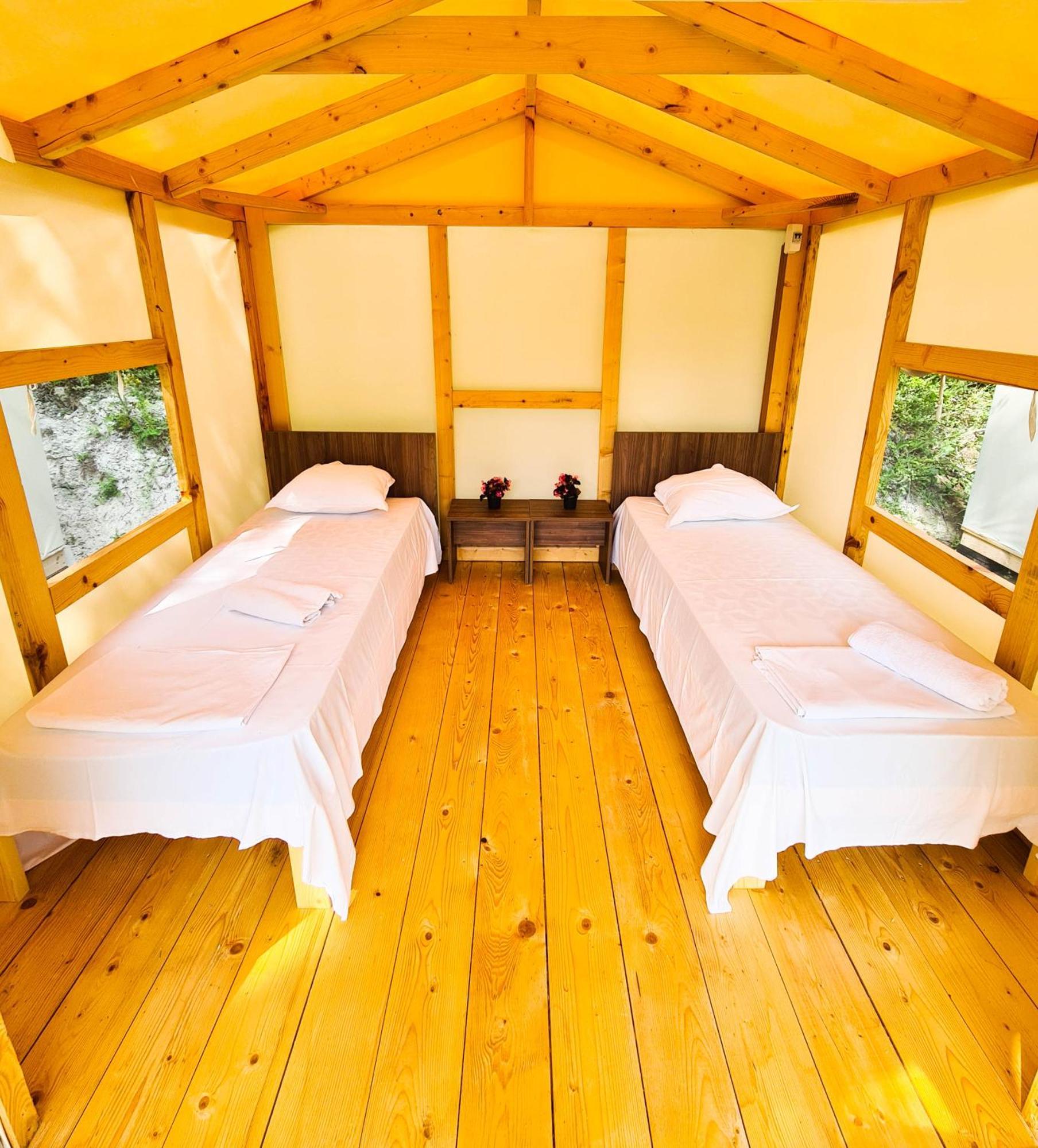 Camping Saint George Topola Buitenkant foto